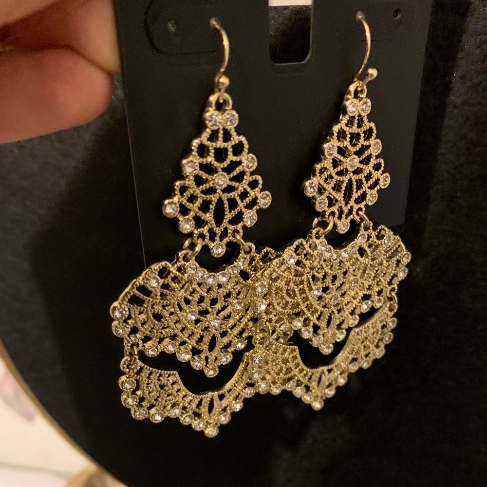 INC EARRINGS